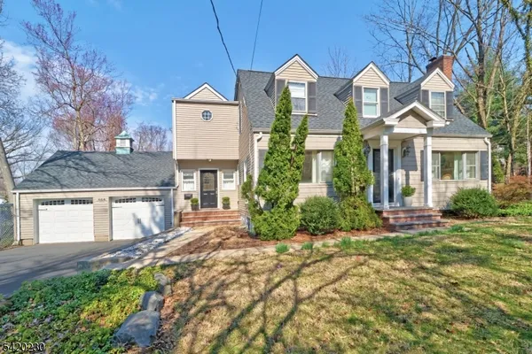 $785,000 | 664 Plainfield Avenue, Berkeley Heights, NJ 07922