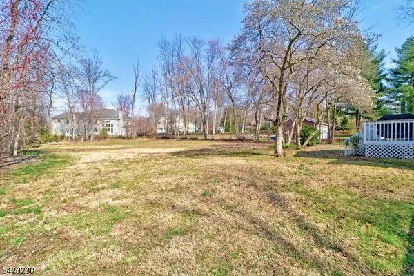 $785,000 | 664 Plainfield Avenue, Berkeley Heights, NJ 07922