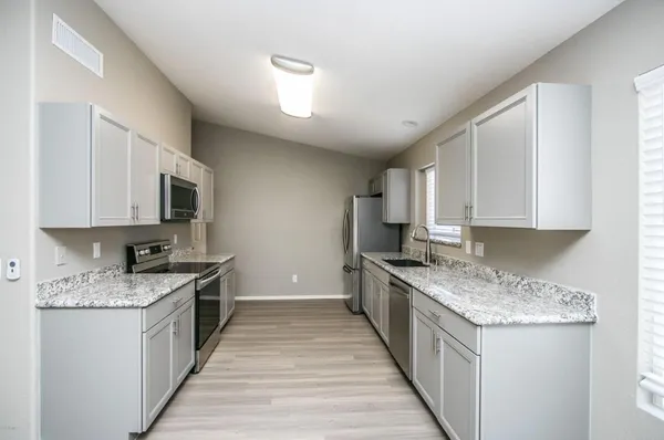 $2,200 | 3948 East Stanford Avenue, Gilbert, AZ 85234