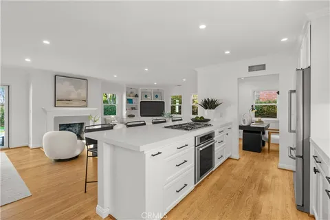 $3,495,000 | 1412 Vivian Lane, Newport Beach, CA 92660