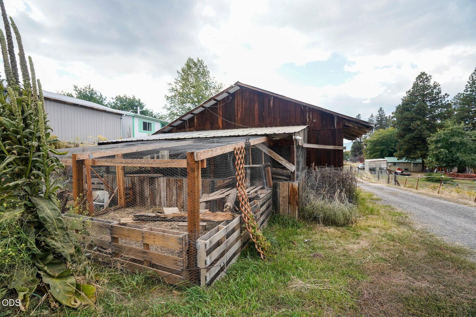 36027 Agency Lake Loop Road Chiloquin, OR 97624 - Photo 34 of 42 Gallery Image 34