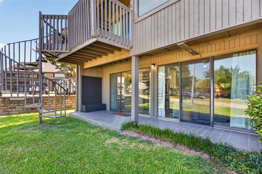 1101 Signal Ridge Place Rockwall, TX 75032 - Photo 18 of 20 Oversize back patio