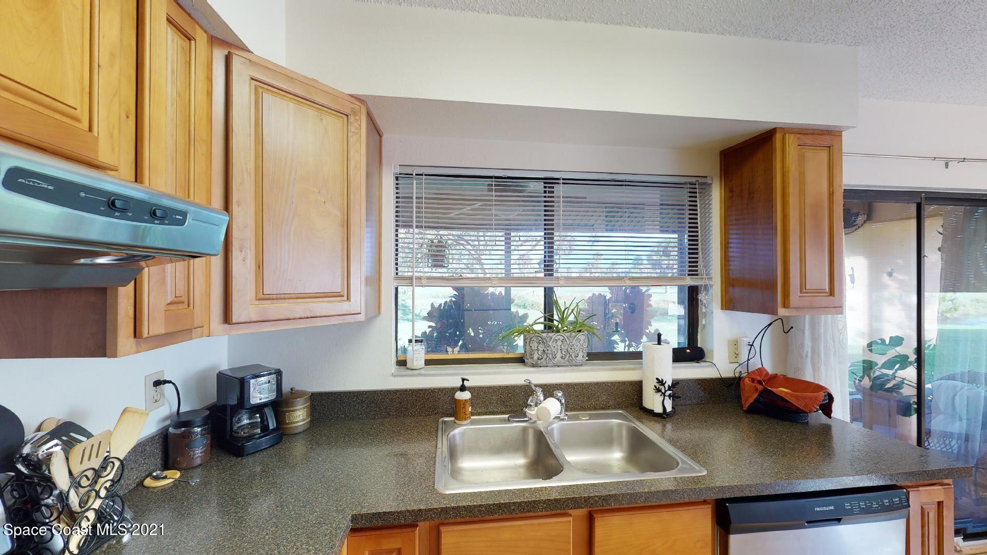 2210 Golf Isle Drive, Unit 906 Melbourne, FL 32935 - Photo 36 of 74 Kitchen 4