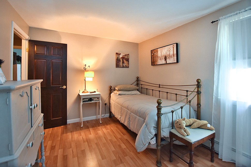 506 Snake Hill Road Glocester, RI 02857 - Photo 9 of 17