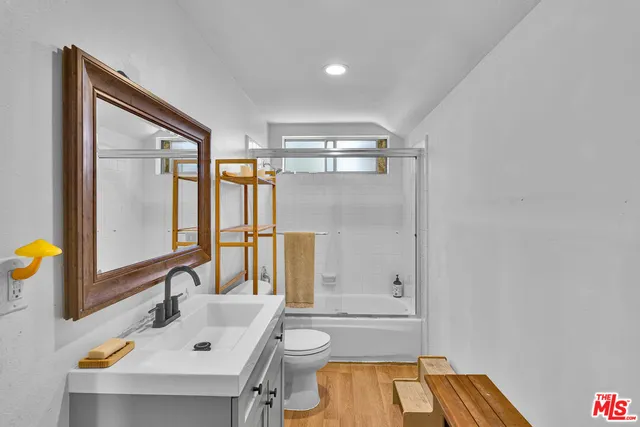 $1,200,000 | 3952 Patrick Henry Place, Agoura Hills, CA 91301