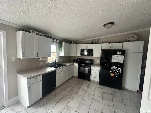 $127,000 | 2022 Hortense Street, Murphysboro, IL 62966