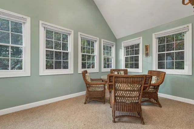 $945,000 | 12 Parshley Lane, Brentwood, NH 03833