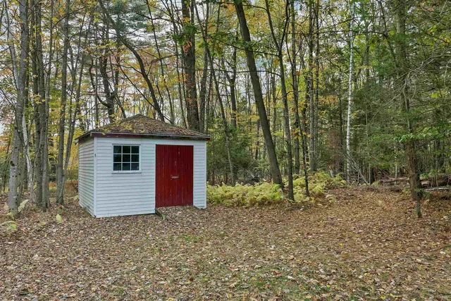$945,000 | 12 Parshley Lane, Brentwood, NH 03833