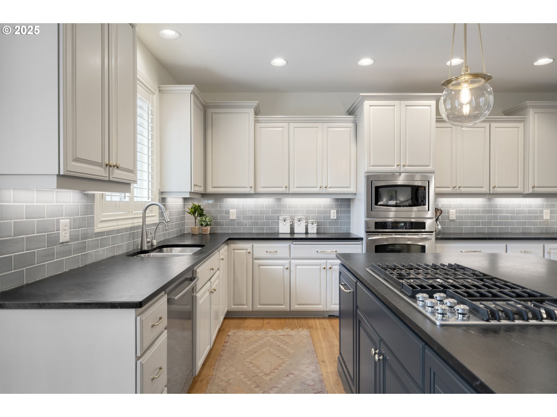 2540 Northwest 12th Circle Camas, WA 98607 - Photo 20 of 48