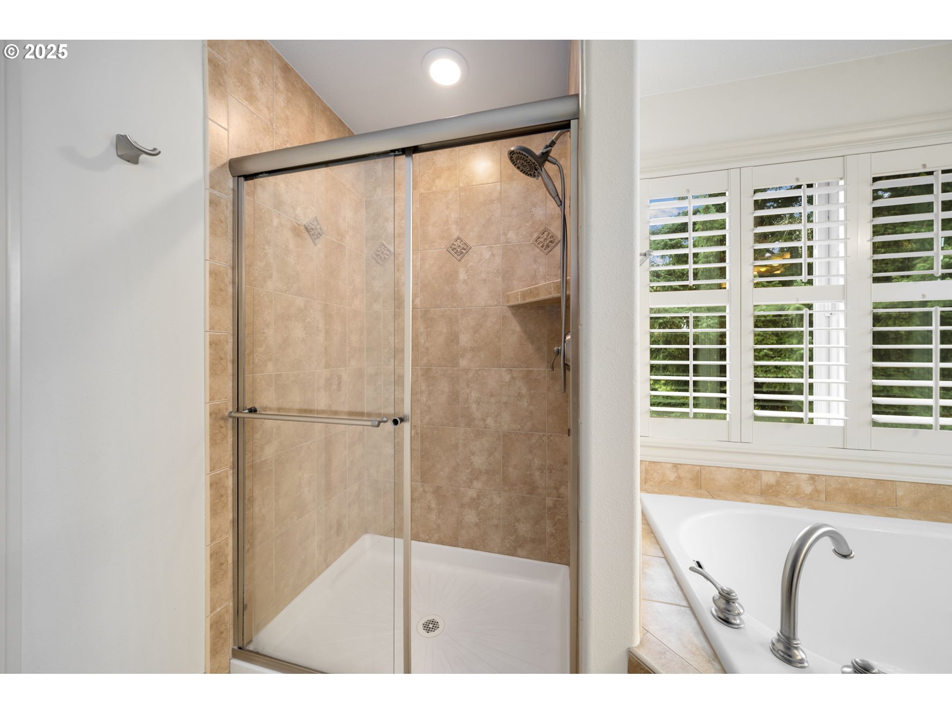 2540 Northwest 12th Circle Camas, WA 98607 - Photo 27 of 48 Bathroom