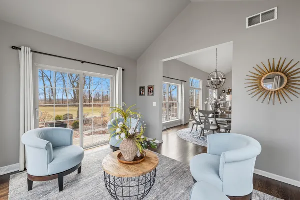 $1,290,000 | 9518 State Highway 144, Farmington, WI 53040