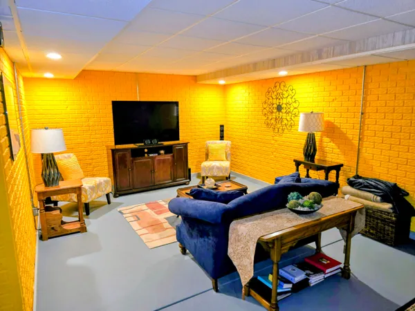 $1,290,000 | 9518 State Highway 144, Farmington, WI 53040