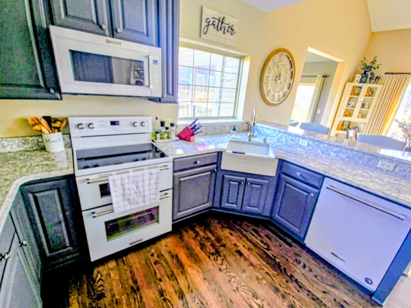 $1,290,000 | 9518 State Highway 144, Farmington, WI 53040