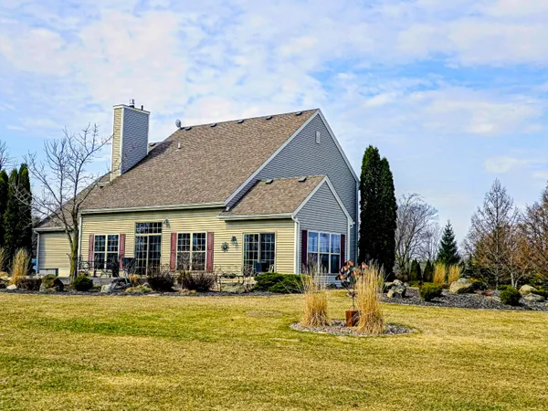 $1,290,000 | 9518 State Highway 144, Farmington, WI 53040