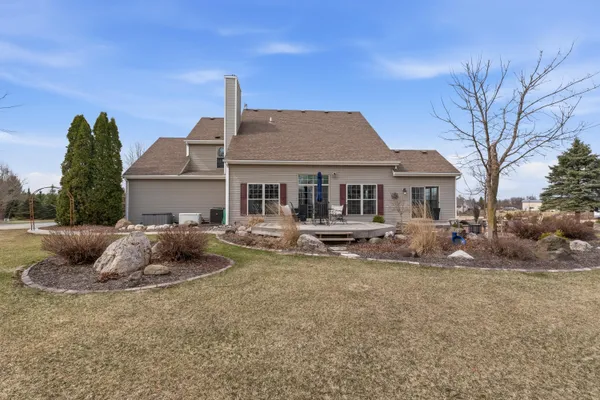 $1,290,000 | 9518 State Highway 144, Farmington, WI 53040