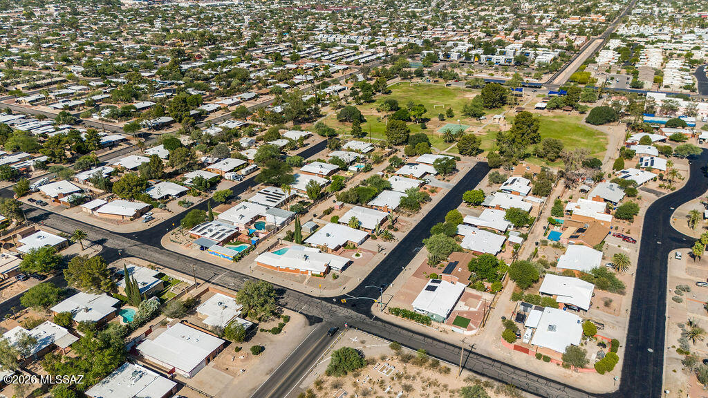 4502 East Fort Lowell Road Tucson, AZ 85712 - Photo 5 of 46