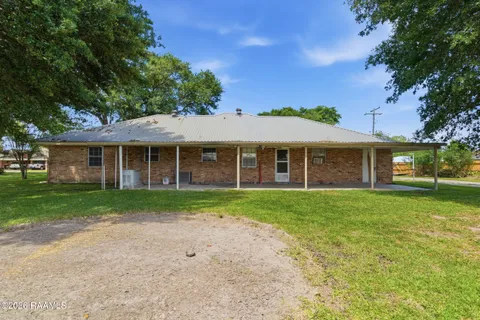 $165,000 | 203 Francis Street, St. Martinville, LA 70582