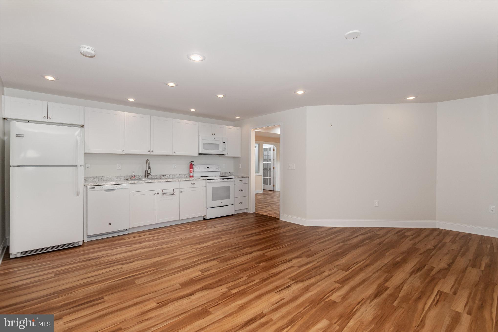 1817 Dogwood Road Harrisburg, PA 17110 - Photo 48 of 64 Kitchen - Ground Floor