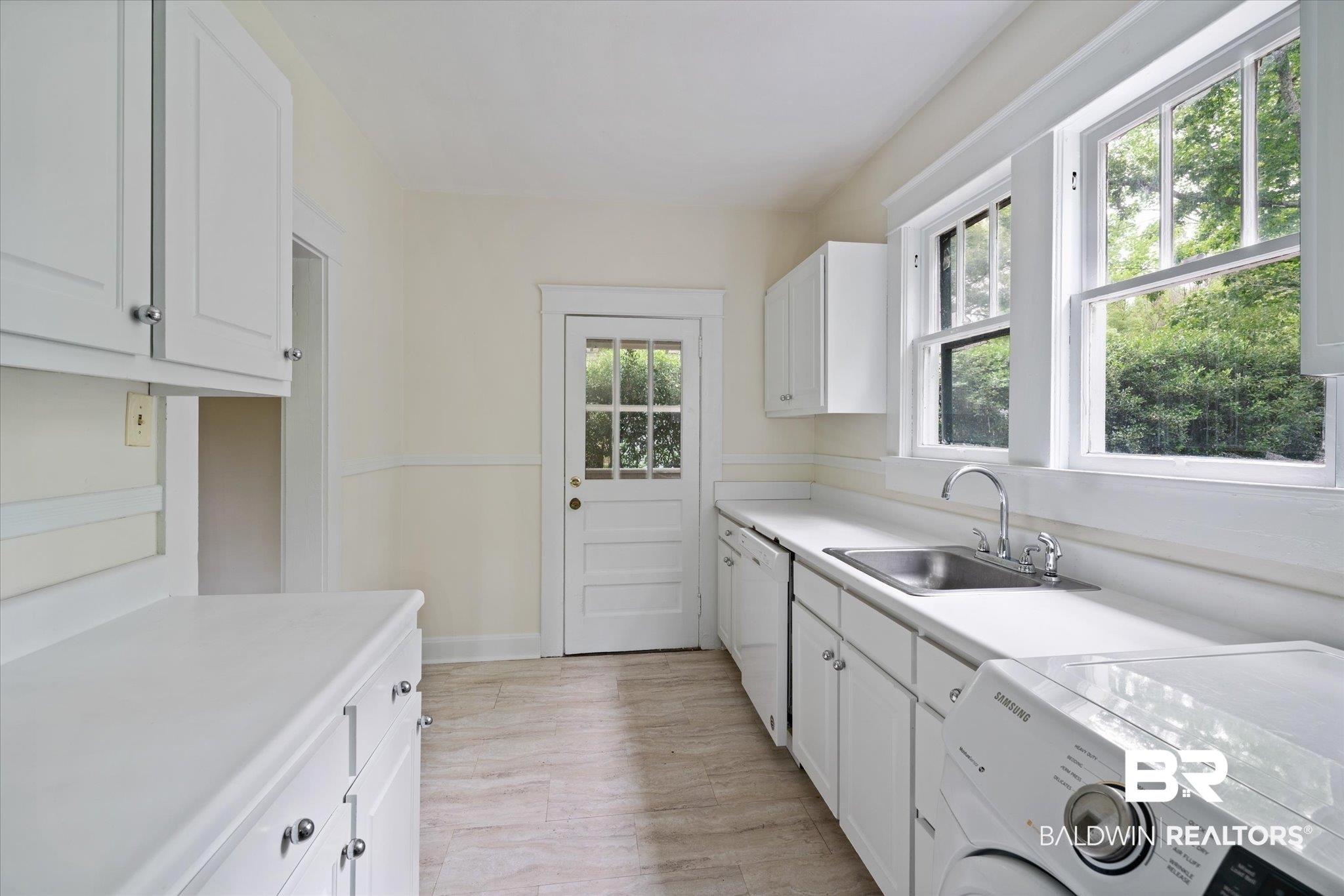 1506 Monroe Street Mobile, AL 36604 - Photo 10 of 22