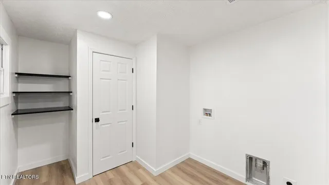 $269,900 | 105 Lenoir Street, Sweetwater, TN 37874