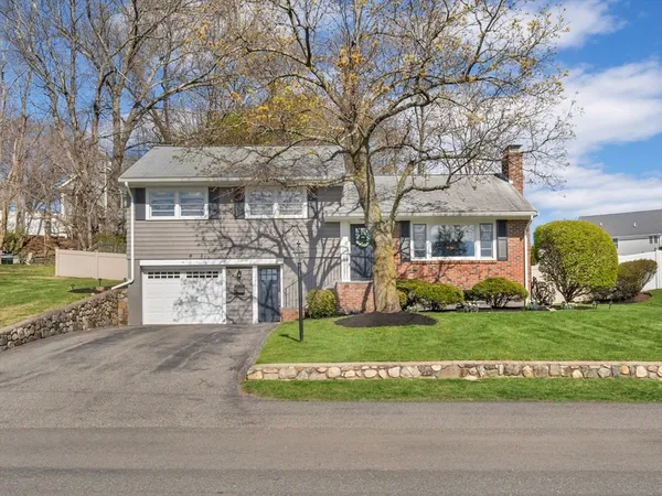 $899,000 | 105 MacArthur Road, Stoneham, MA 02180