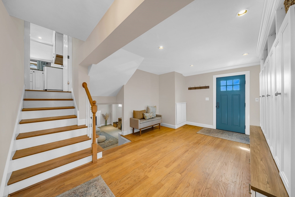 105 MacArthur Road Stoneham, MA 02180 - Photo 14 of 28