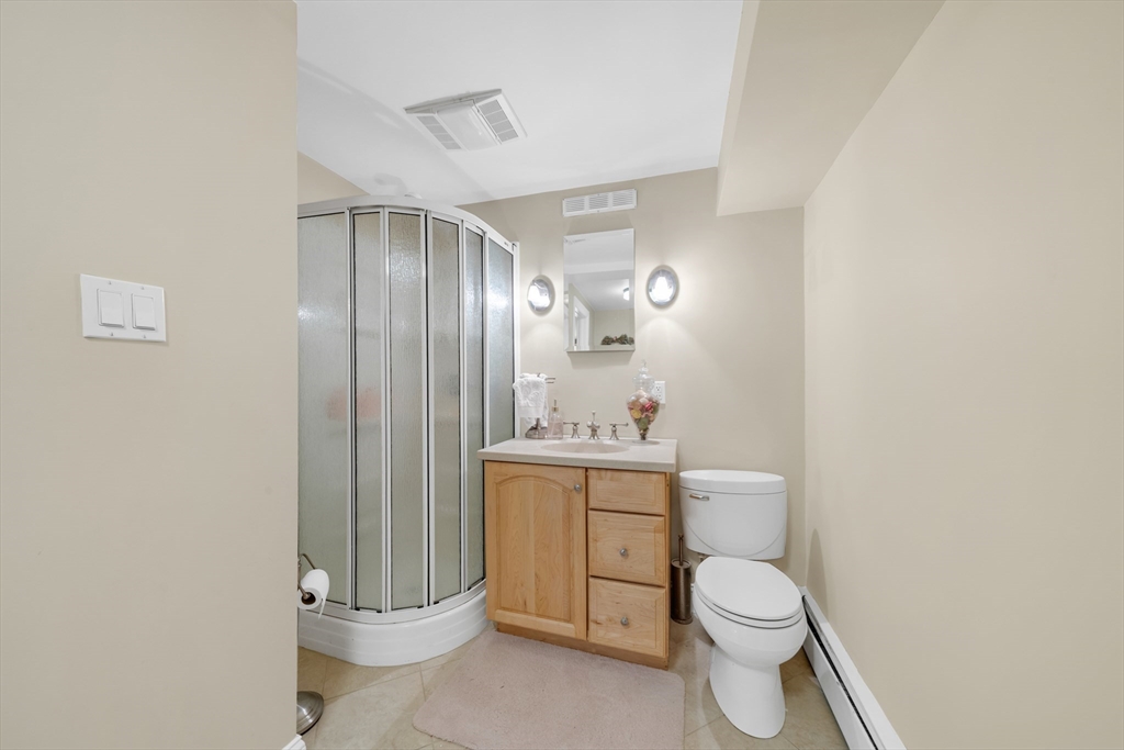 105 MacArthur Road Stoneham, MA 02180 - Photo 20 of 28