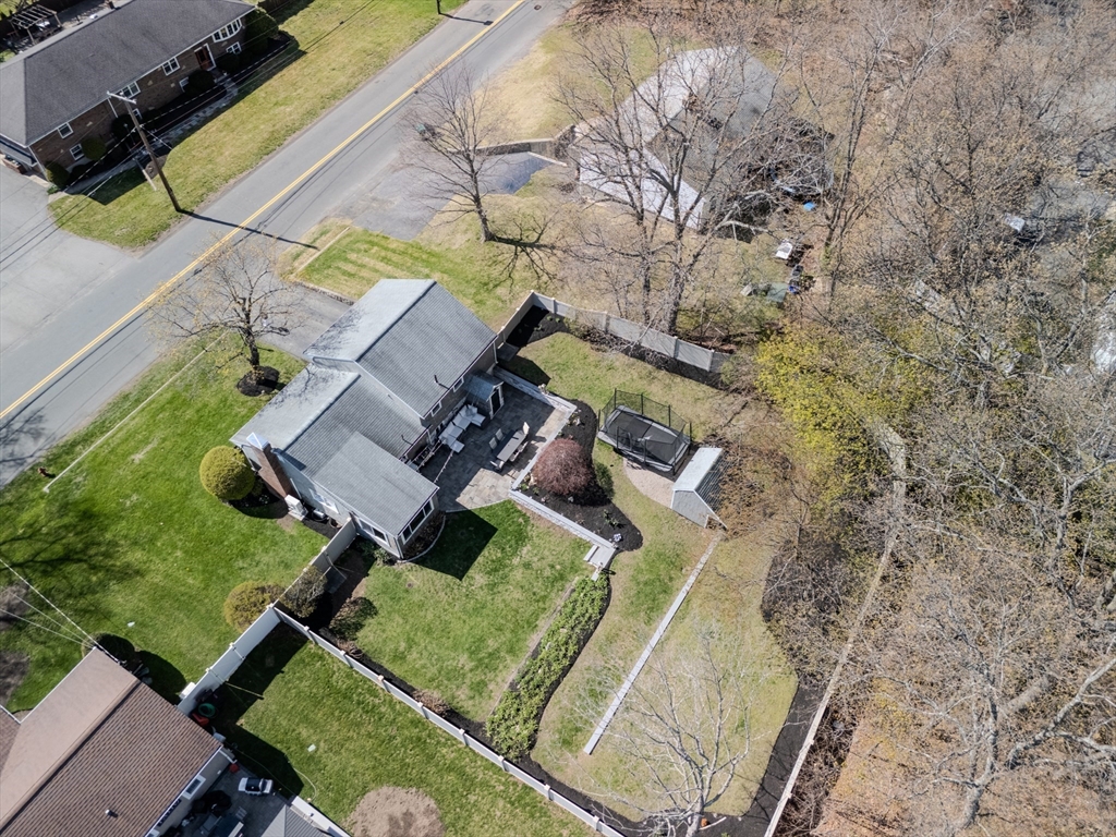 105 MacArthur Road Stoneham, MA 02180 - Photo 27 of 28