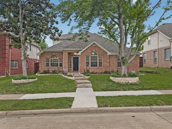 $560,000 | 3008 Devlin Ridge Drive, Plano, TX 75025