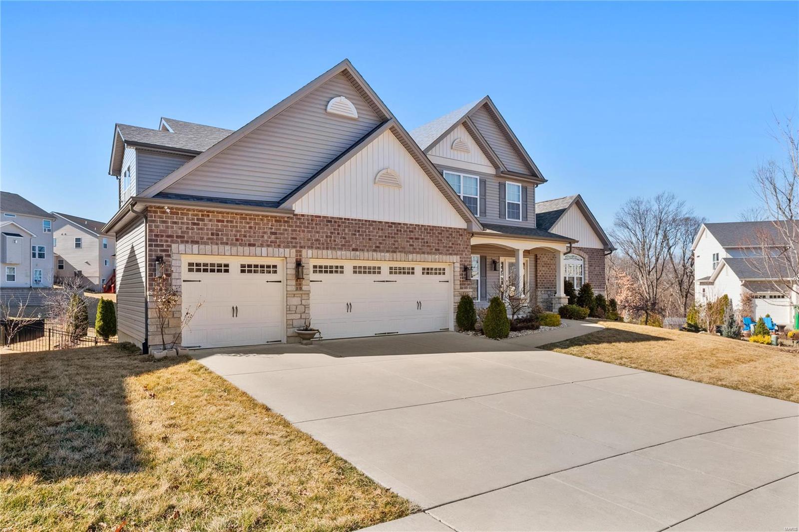 1661 Beckham Ridge Court St. Louis, MO 63146 - Photo 3 of 60 Gallery Image 3