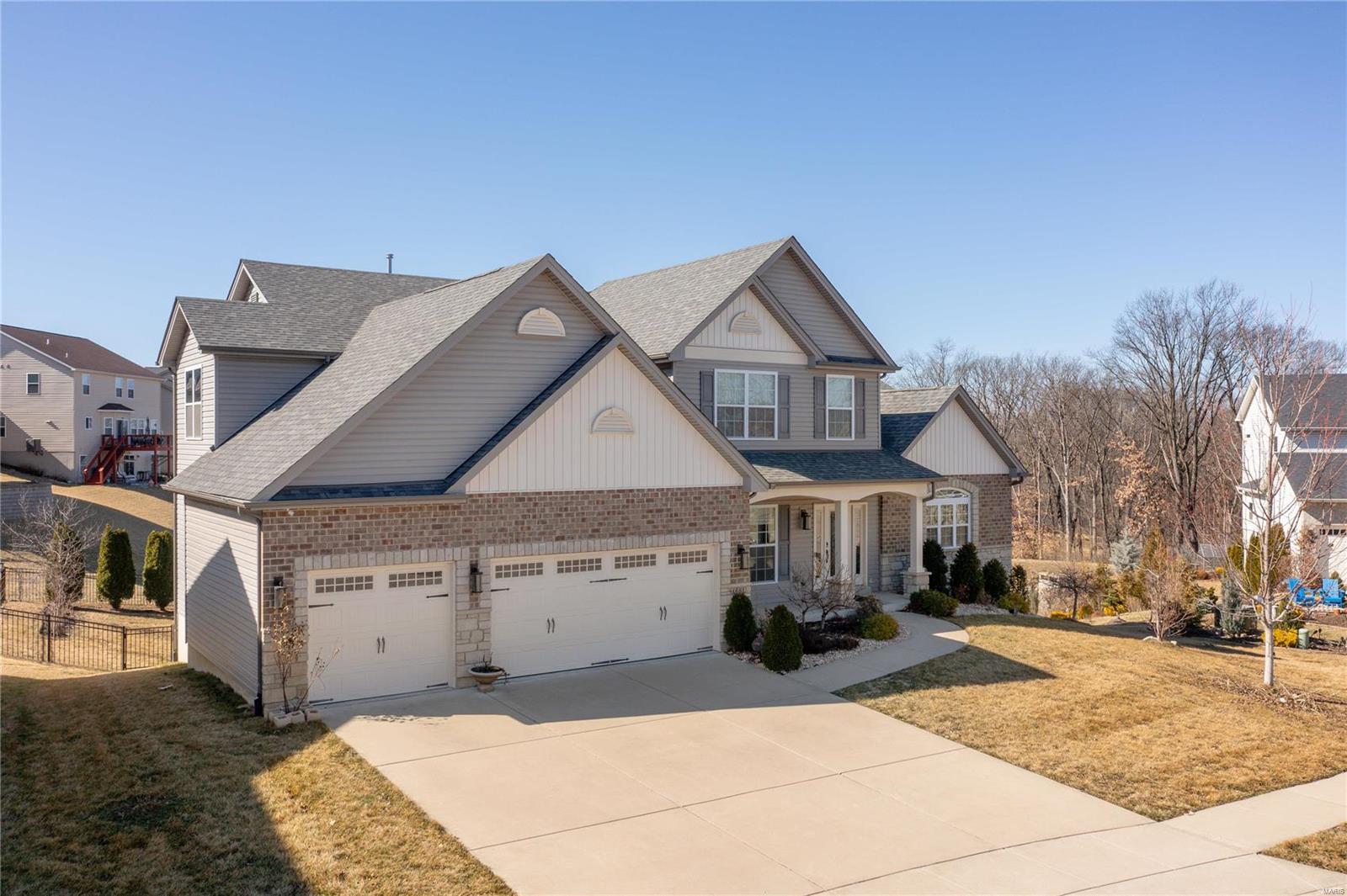1661 Beckham Ridge Court St. Louis, MO 63146 - Photo 4 of 60 Gallery Image 4