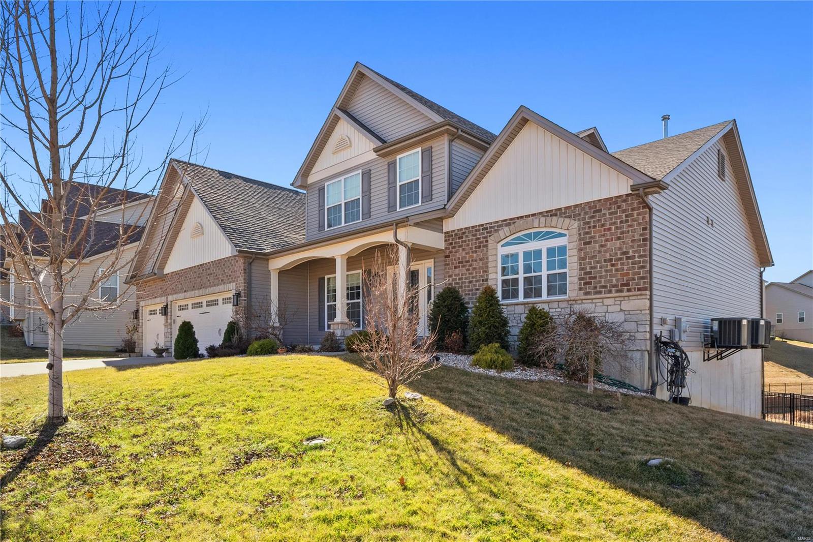 1661 Beckham Ridge Court St. Louis, MO 63146 - Photo 5 of 60 Gallery Image 5