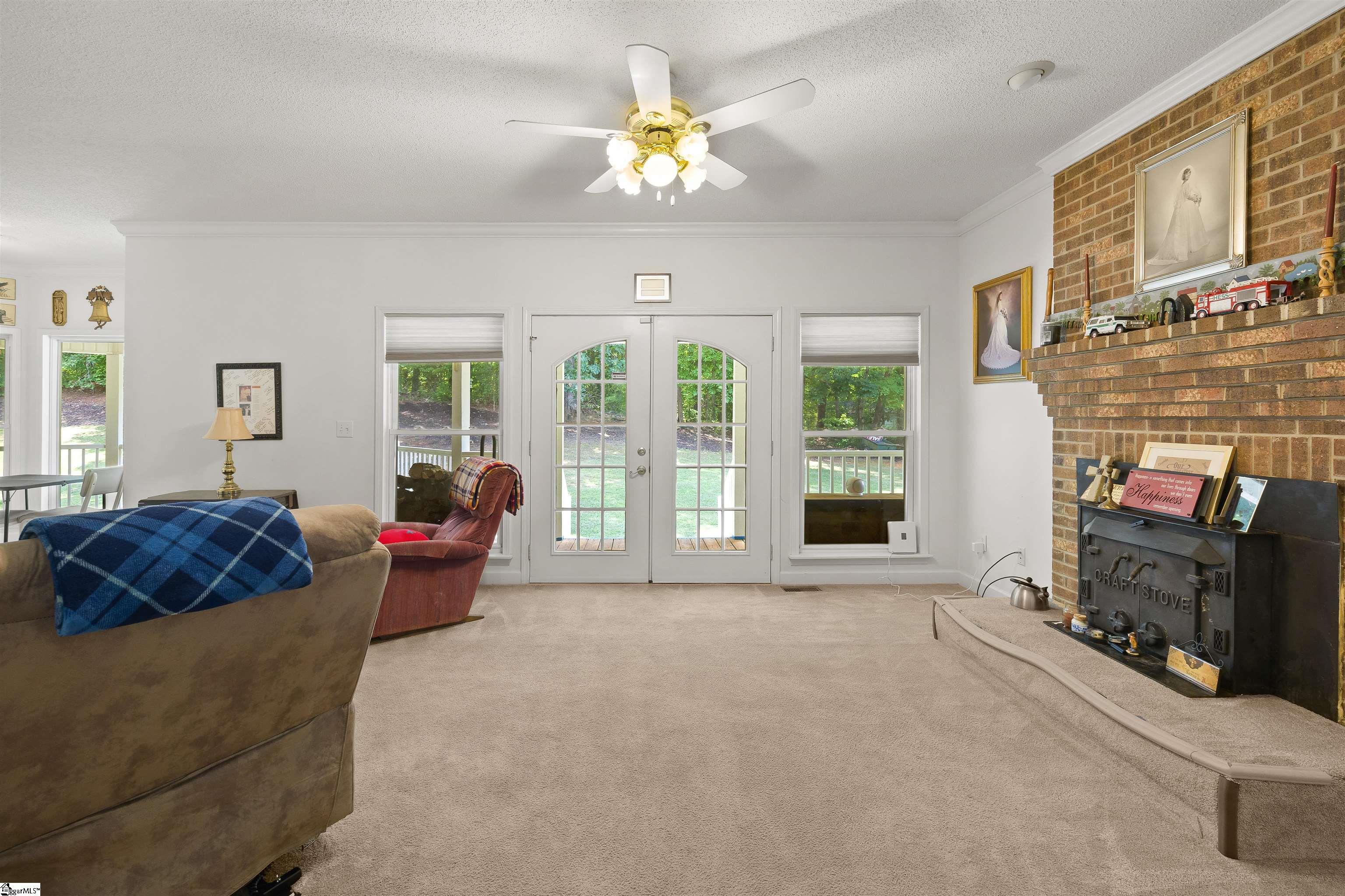 601 Stallings Road Taylors, SC 29687 - Photo 4 of 35