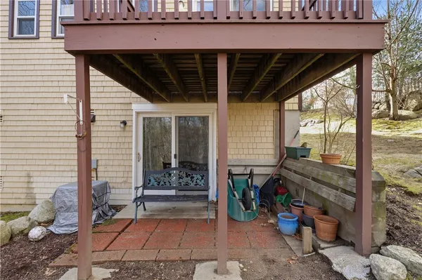 $273,900 | 47 Howard Avenue, Coventry, RI 02816