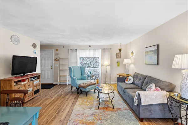 $273,900 | 47 Howard Avenue, Coventry, RI 02816