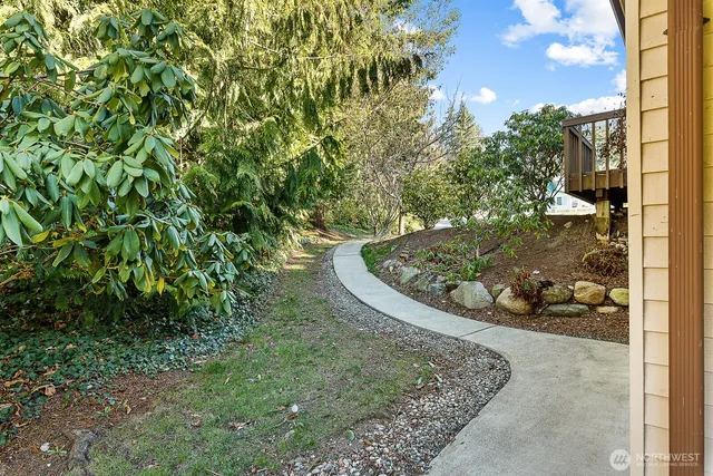 $675,000 | 759 West Vista Drive, Camano Island, WA 98282