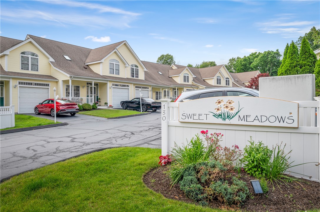 130 Bear Hill Road, Unit 302 Cumberland, RI 02864 - Photo 2 of 42 Gallery Image 2