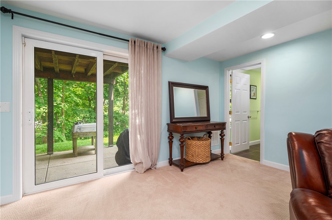 130 Bear Hill Road, Unit 302 Cumberland, RI 02864 - Photo 34 of 42 Gallery Image 34