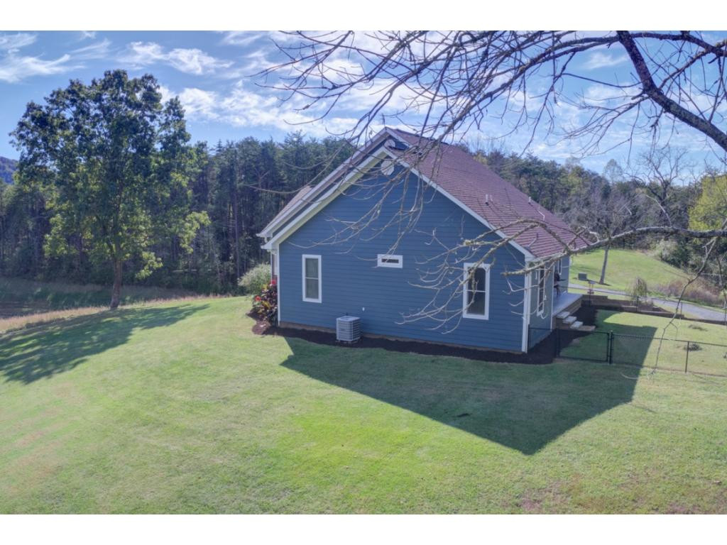 429 Beech Grove Road Bulls Gap, TN 37711 - Photo 33 of 35 Photo 34