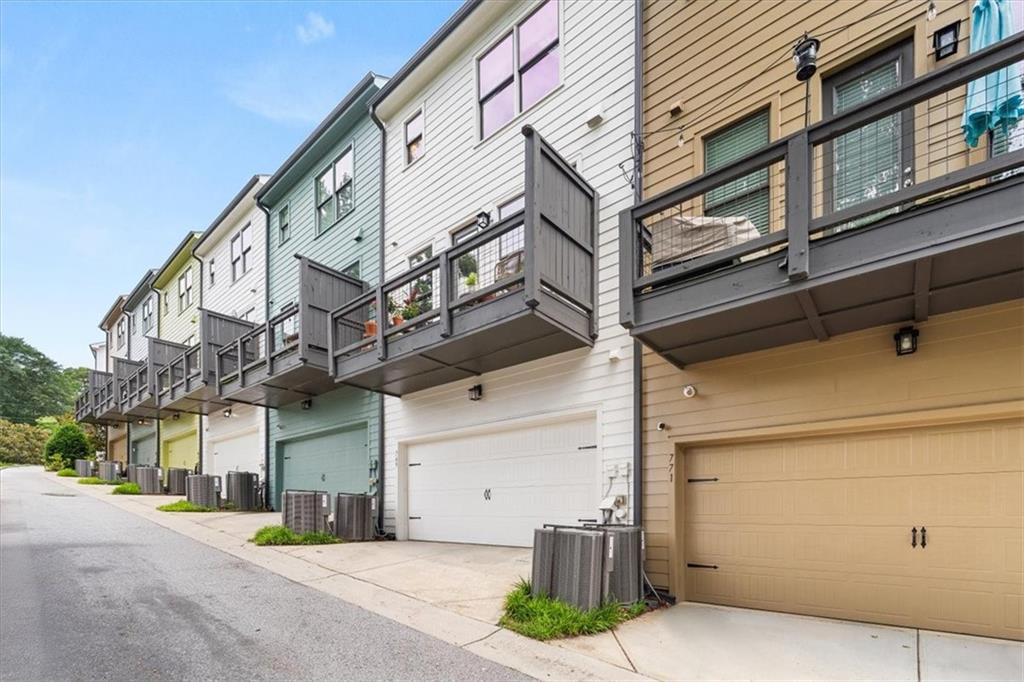 769 Hamilton Circle Southeast Atlanta, GA 30312 - Photo 17 of 22