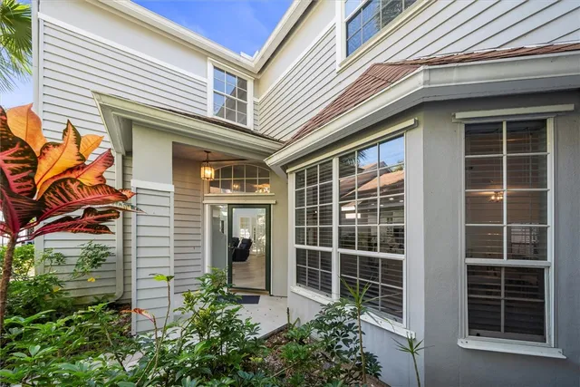 a view of a entrance door of the house
