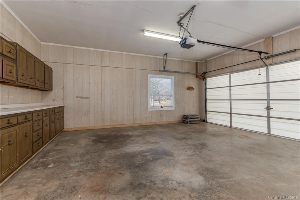 541 North Main Street Rutherfordton, NC 28139 - Photo 33 of 35 a view of a garage