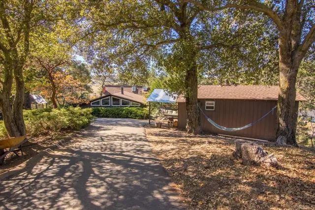 $950,000 | 2112 Whispering Pines Drive, Julian, CA 92036