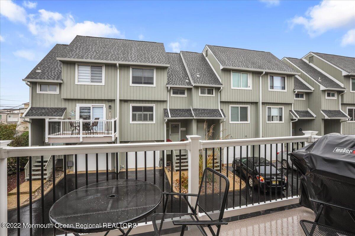 5 Island View Way, Unit 10 Sea Bright, NJ 07760 - Photo 18 of 30 15-SMV_5IslandViewWay10-15