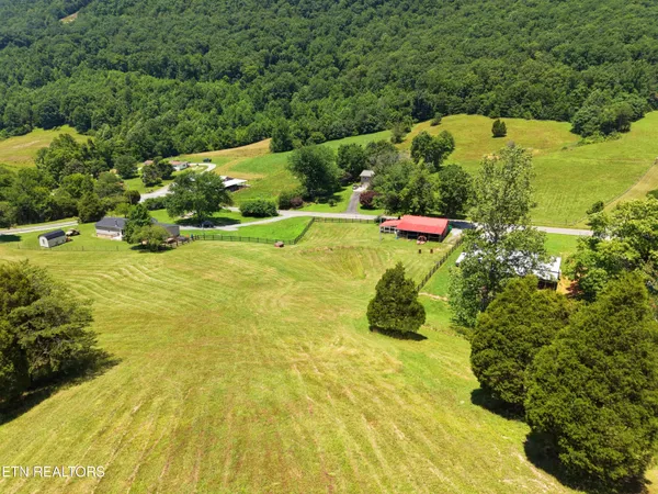 $185,000 | 1319 Ideal Valley Road, Spring City, TN 37381