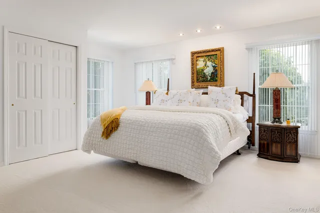 $6,000,000 | 109 Mamaroneck Road, Scarsdale, NY 10583