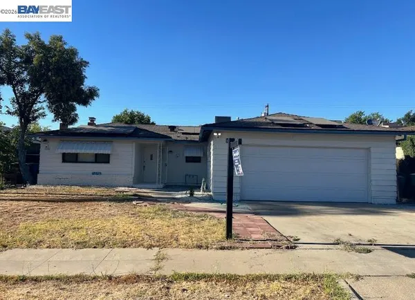 $365,000 | 3823 East Donner Avenue, Fresno, CA 93726