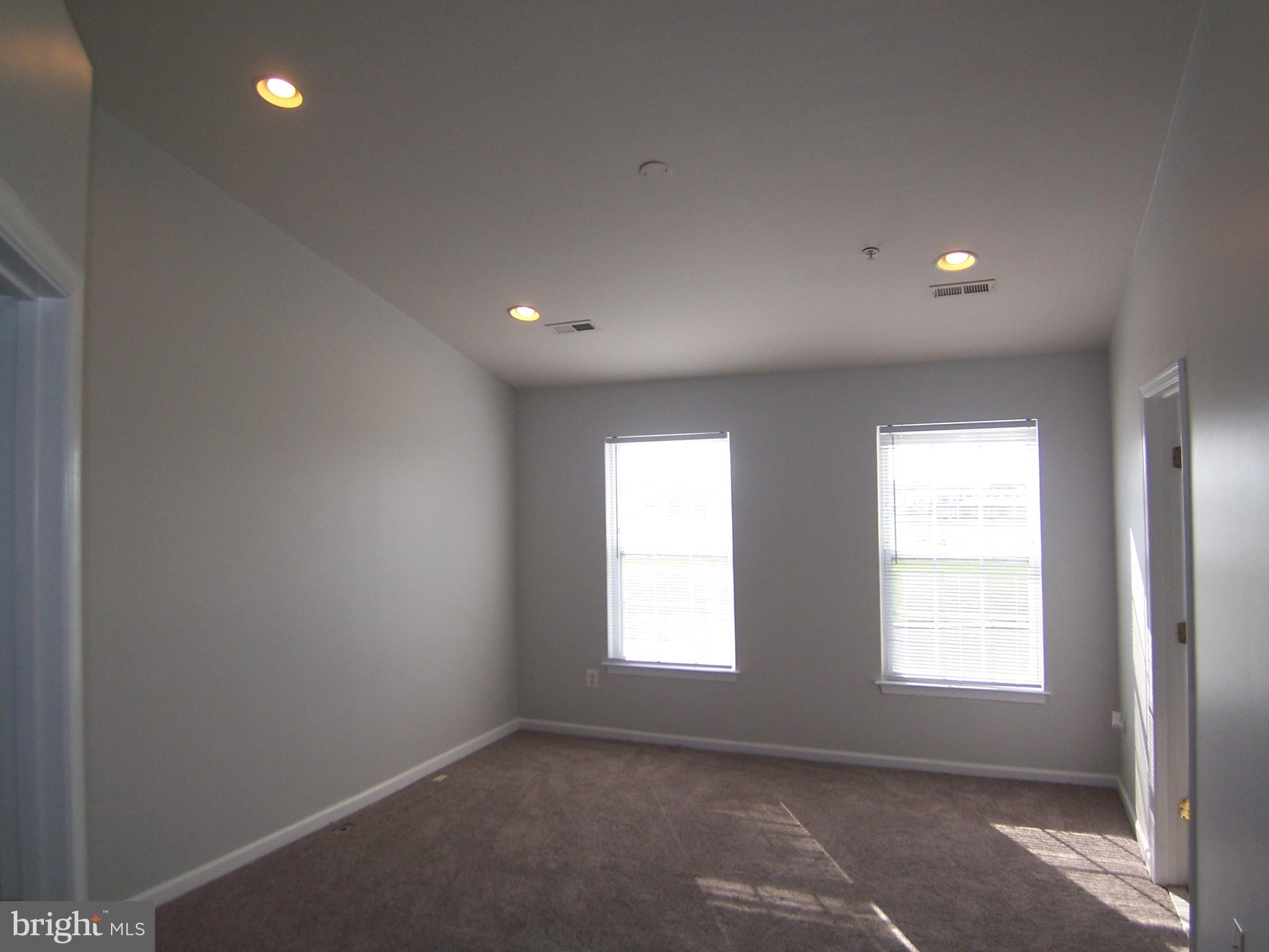 908 Lowe Road Baltimore, MD 21220 - Photo 10 of 11