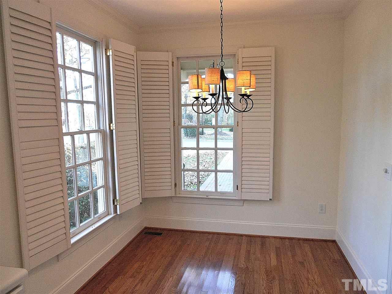 2300 Elmsford Way Raleigh, NC 27608 - Photo 14 of 30