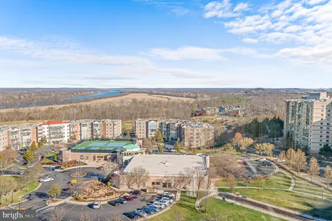 $539,000 | 19365 Cypress Ridge Terrace, Unit 1115, Leesburg, VA 20176